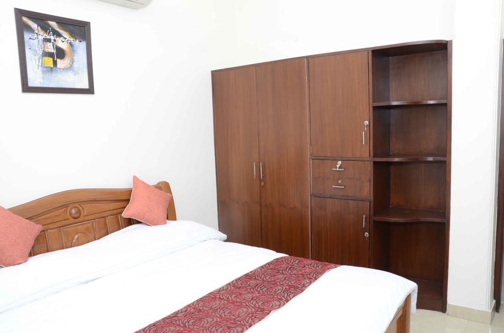 Namaste Apartments Nueva Delhi Habitación foto